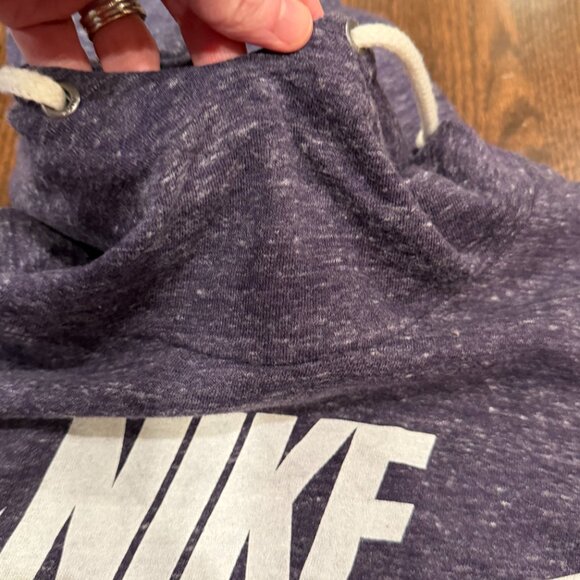 Nike Purple Cowl Neck Lightweight Hoodie Sweatshirt Size Large - Picture 3 of 10